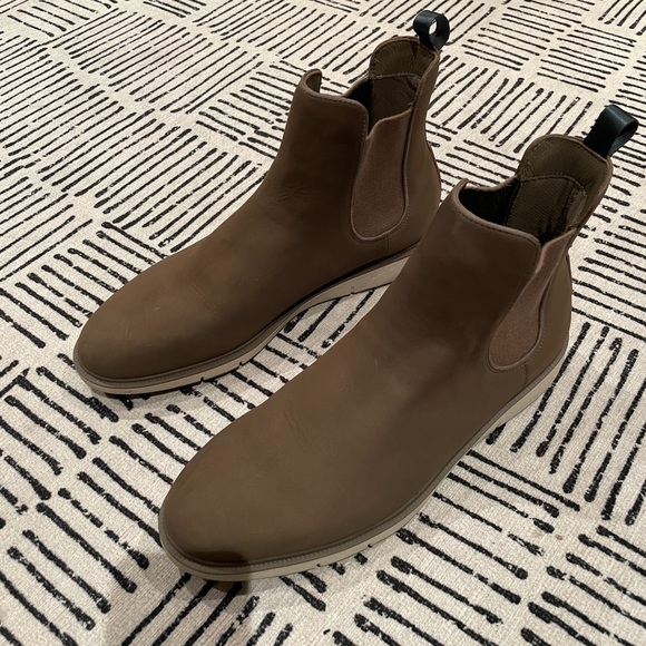 Swims Motion Chelsea Boot - Like New - Picture 2 of 5